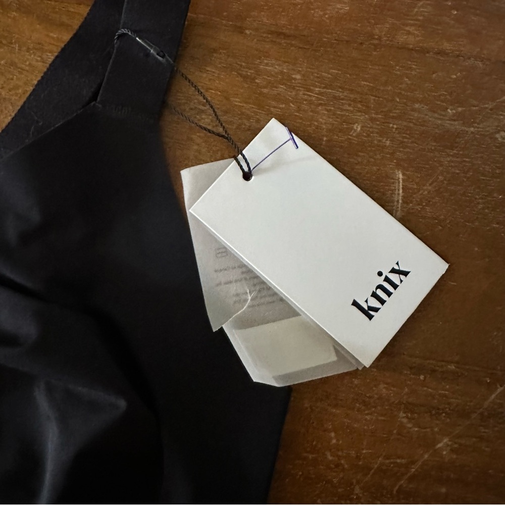 Knix Evolution Black Full-Coverage Wireless Bra S… - image 3